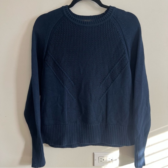 Athleta Cortina Knit Navy Blue Crew Neck Sweater Yoga Wool Cable Knit Active - Picture 3 of 10